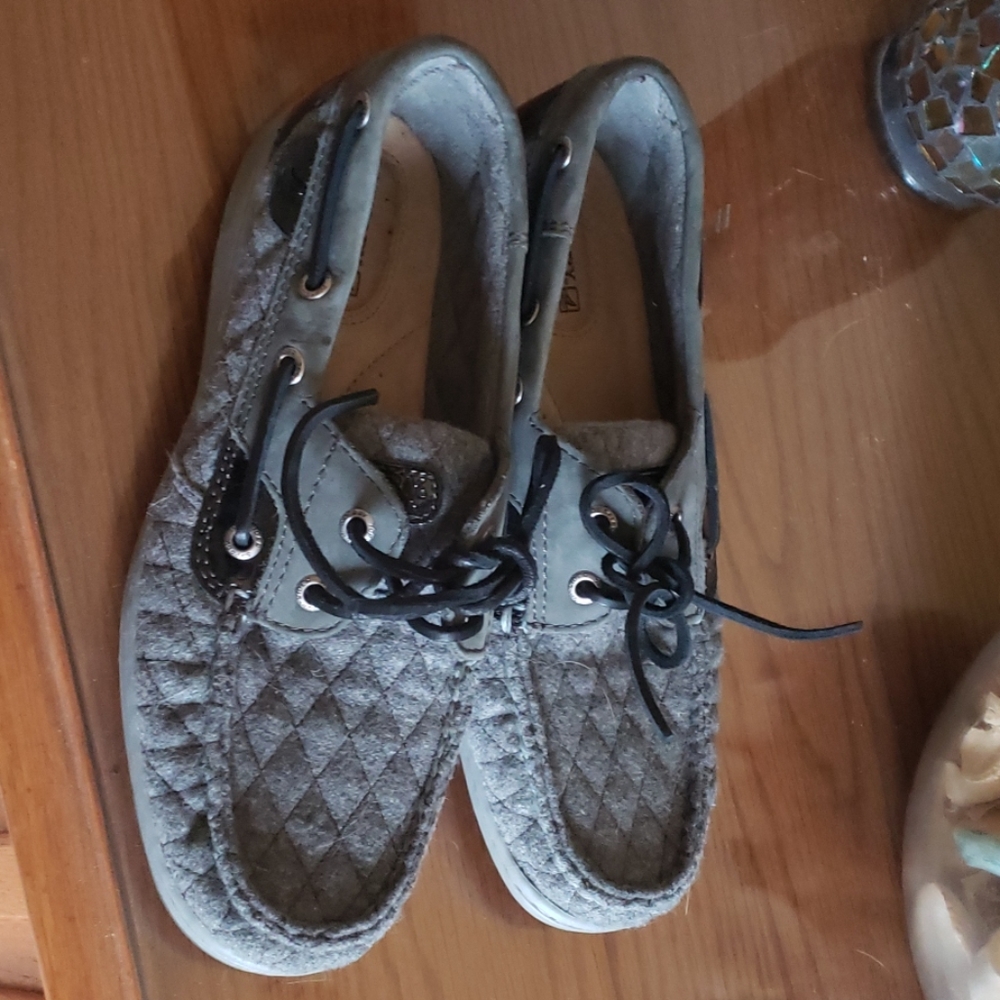 Sperry boat shoes